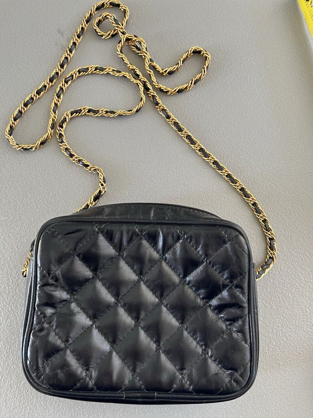 VTG L. J. Simone New York Black Quilted Leather Shoulder Bag Gold Woven Chain